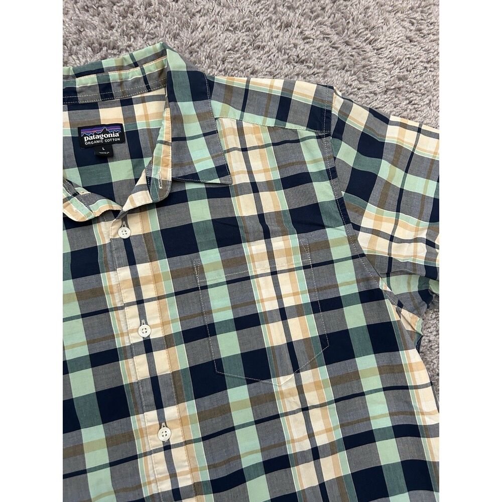 Men's Patagonia Shirt Plaid Button Down Short Sleeve Size L